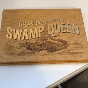 Tarte graveyard girl swamp queen palette